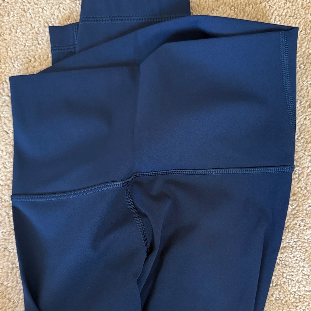 Lululemon bundle - Picture 6 of 9